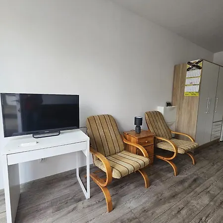 House Hop To Wroclaw Czernczyce